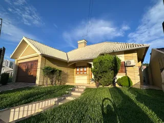 Casa com 3 dormitórios, foto 1