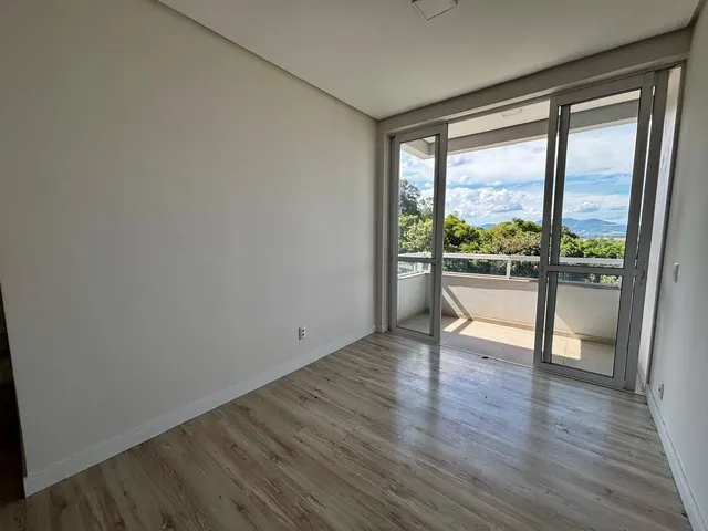 Apartamento com 2 dormitórios