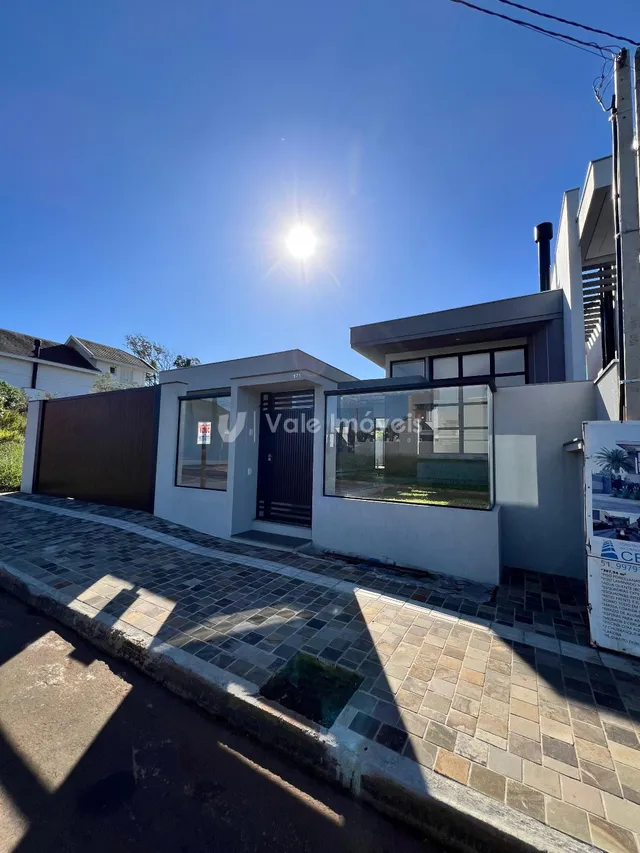 Casa com 3 dormitórios