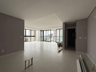 Apartamento com 3 dormitórios, foto 2