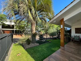 Casa com 3 dormitórios, foto 2