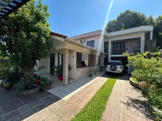 Casa com 4 dormitórios, foto 2