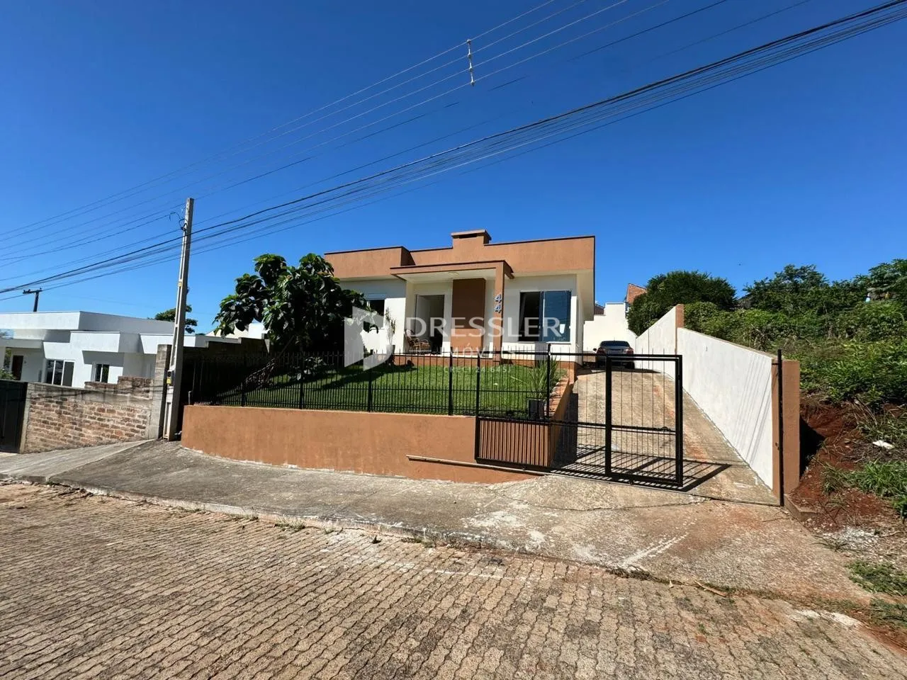 Casa com 3 dormitórios, foto 1