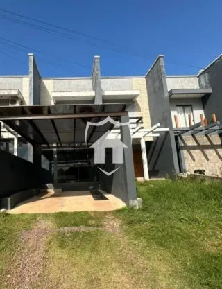 Sobrado com 2 dormitórios