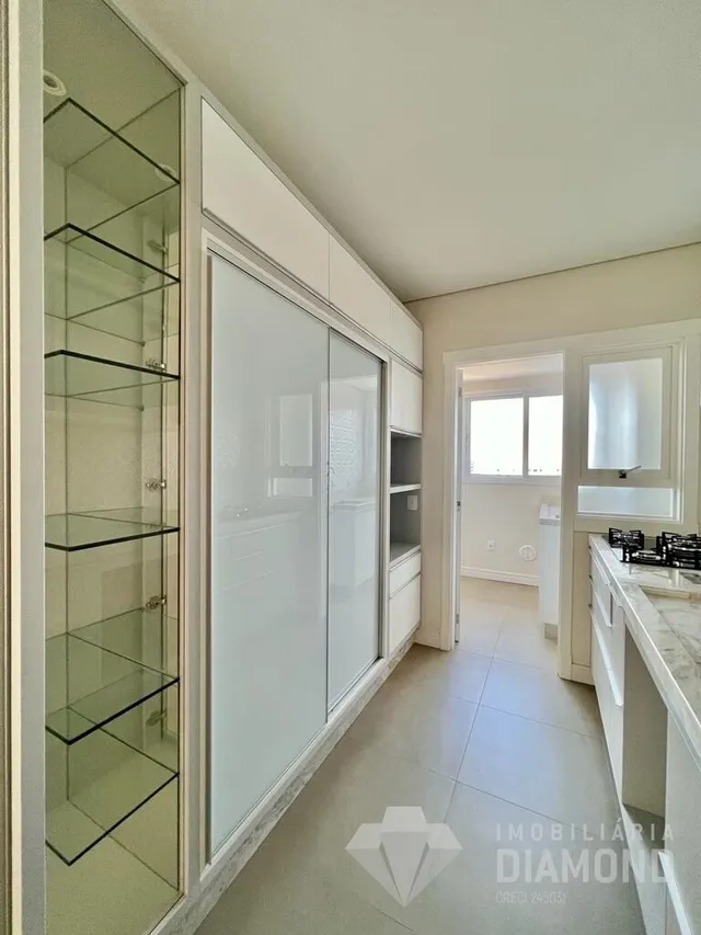 Apartamento com 2 dormitórios, foto 4