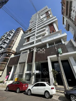 Fachada de um prédio residencial em Lajeado, Brasil.