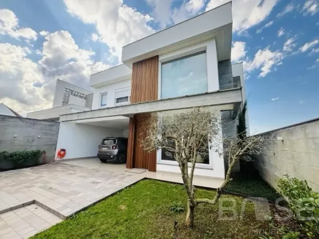 Casa com 3 dormitórios