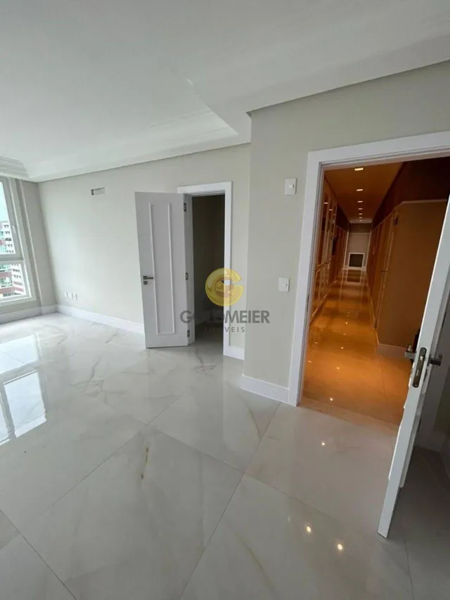 Apartamento com 3 dormitórios, foto 3