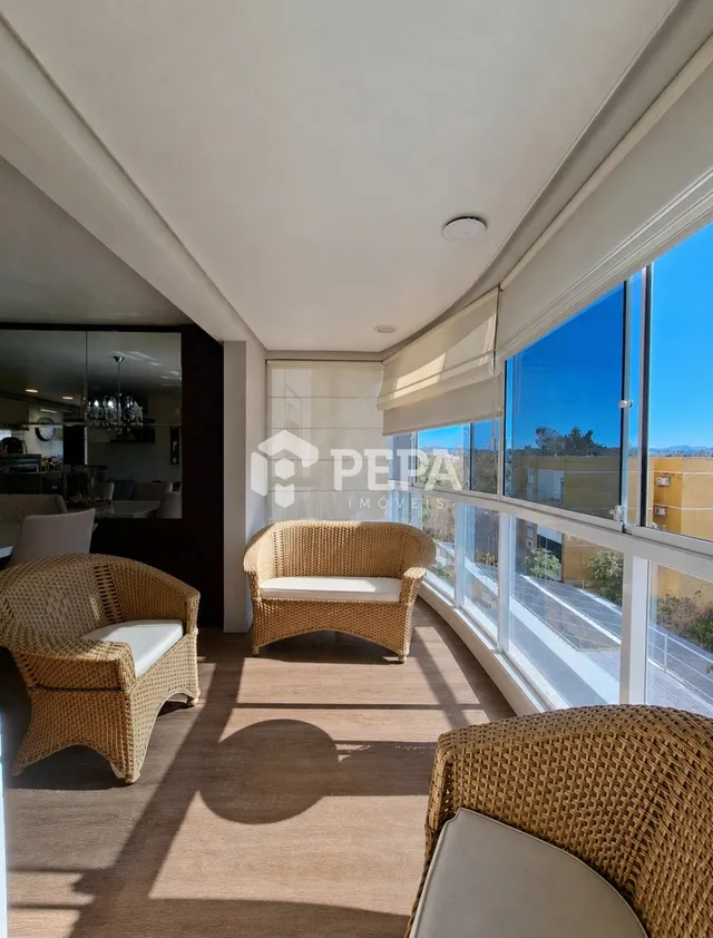 Apartamento com 2 dormitórios