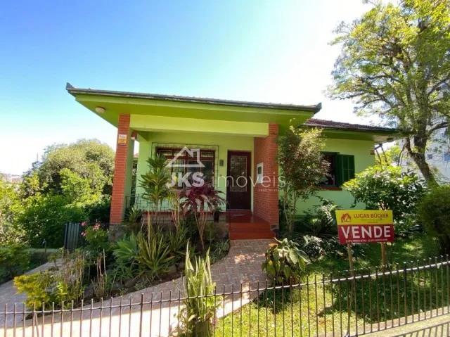 Casa com 4 dormitórios