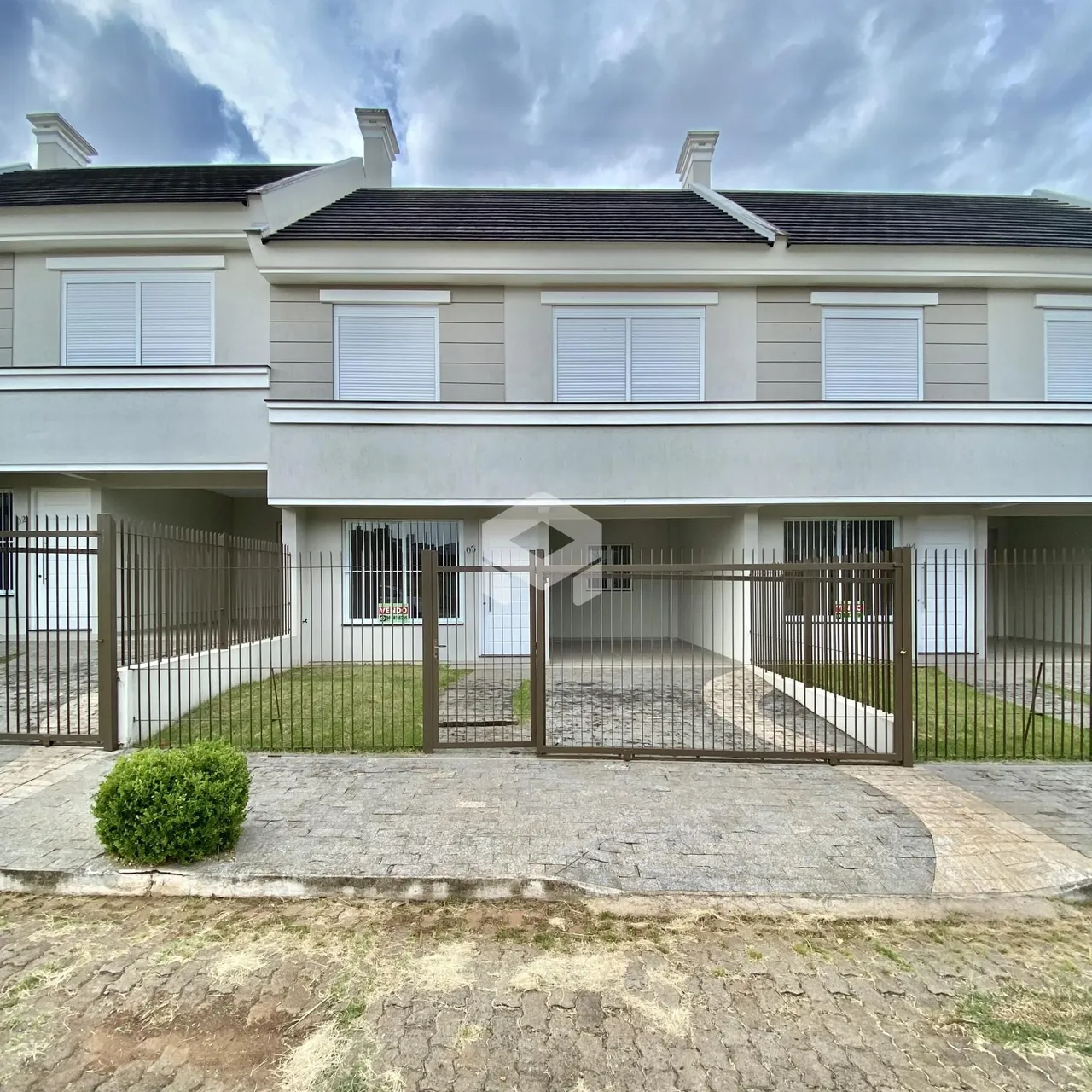 Fachada de uma casa residencial em Lajeado, Brasil.