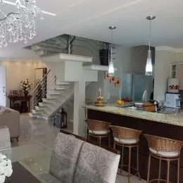 Casa com 4 dormitórios, foto 3