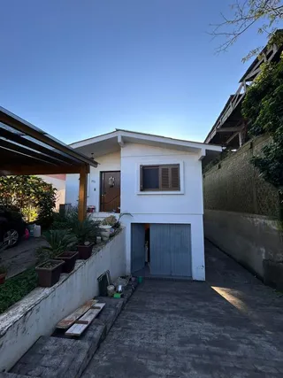 Casa com 3 dormitórios