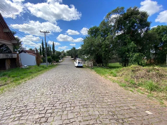 Uma rua pavimentada com paralelepípedos em Lajeado, Brasil.