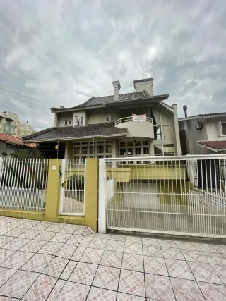 Casa com 6 dormitórios, foto 35