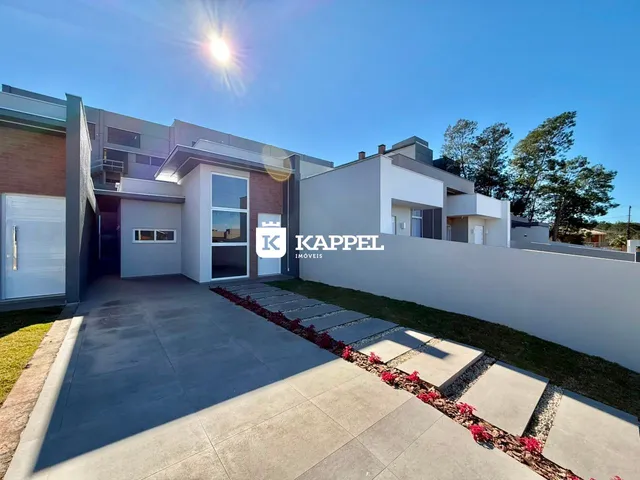 Casa geminada com 2 dormitórios