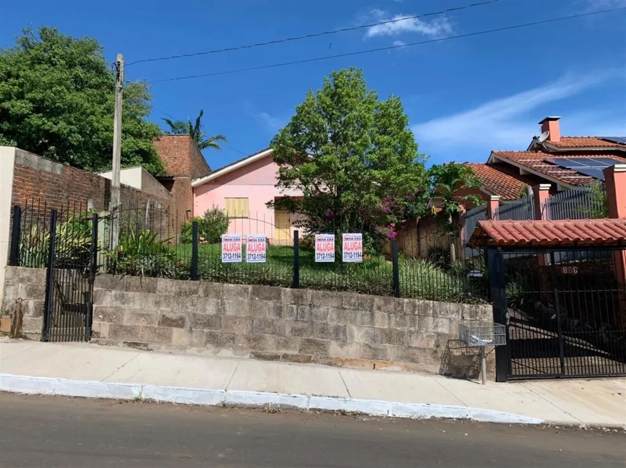 Casa com 3 dormitórios, foto 1