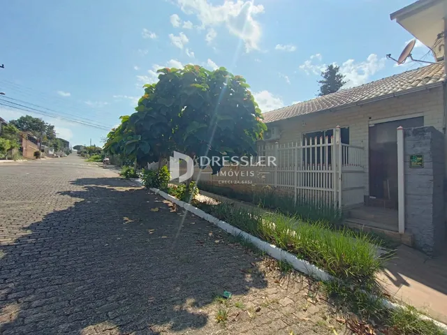Casa com 3 dormitórios