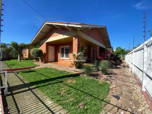 Casa com 3 dormitórios