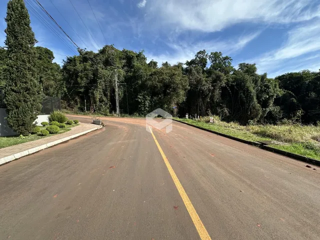 Vista da rua de acesso de uma propriedade em Lajeado, Brasil.