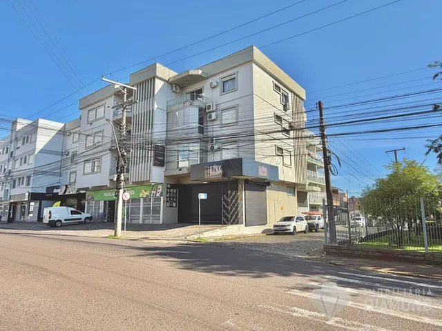 Fachada de um prédio residencial ou comercial em Lajeado, Brasil.