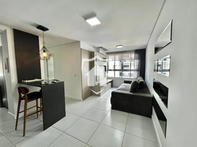 Apartamento com 2 dormitórios