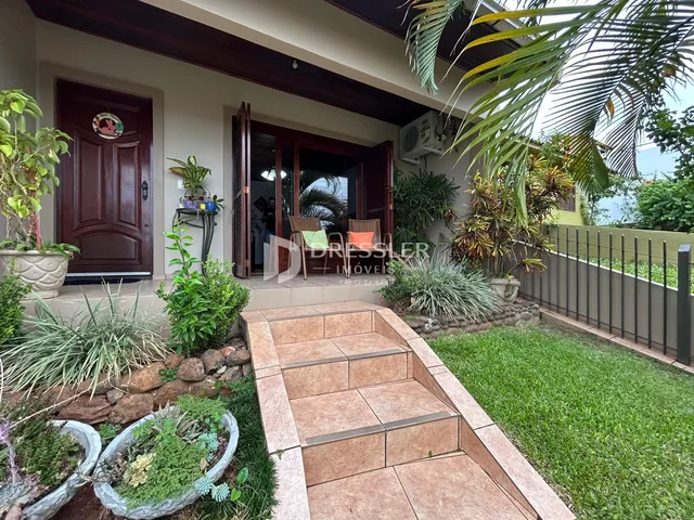 Casa com 3 dormitórios, foto 2