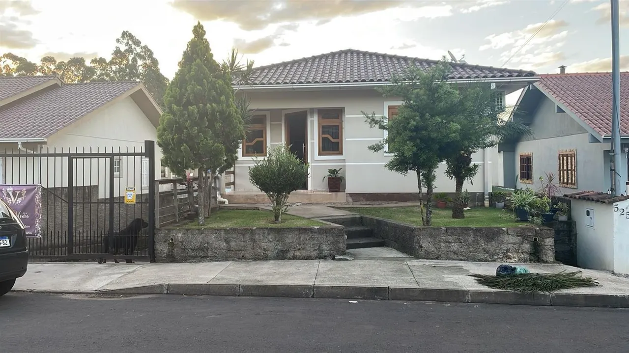 Casa com 3 dormitórios, foto 1