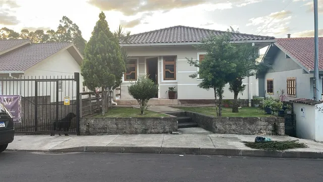 Casa com 3 dormitórios