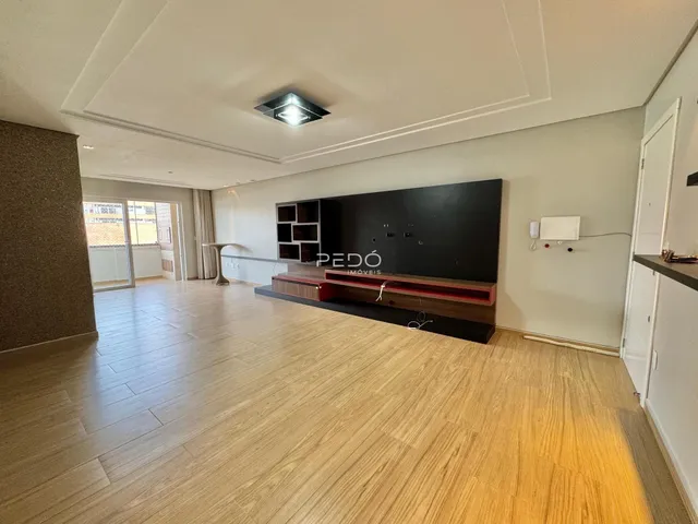 Apartamento com 3 dormitórios, foto 2