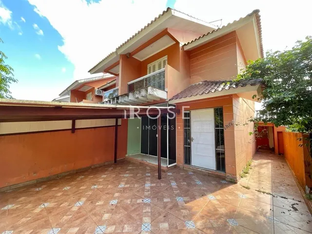 Sobrado com 2 dormitórios