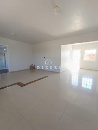 Casa com 3 dormitórios, foto 2