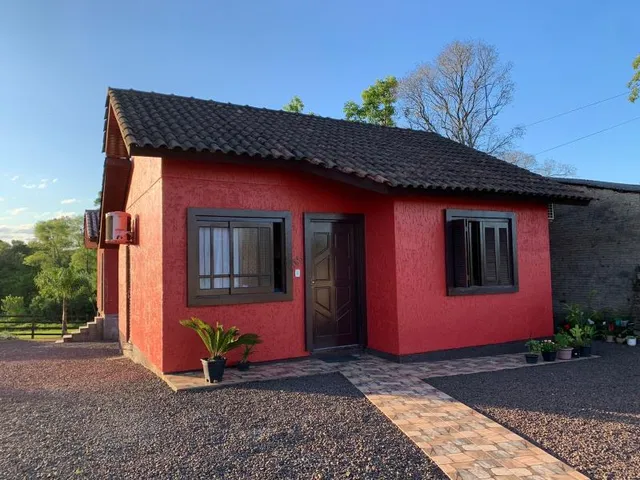 Casa com 4 dormitórios