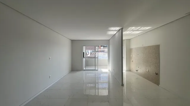 Apartamento com 3 dormitórios, foto 2
