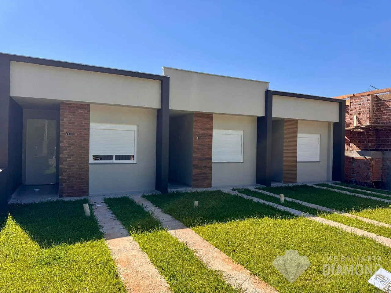Casa geminada com 2 dormitórios, foto 1