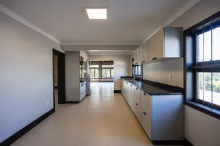 Casa com 4 dormitórios, foto 12