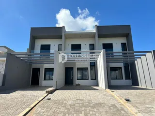 Fachada moderna de uma residência em Lajeado, Brasil.