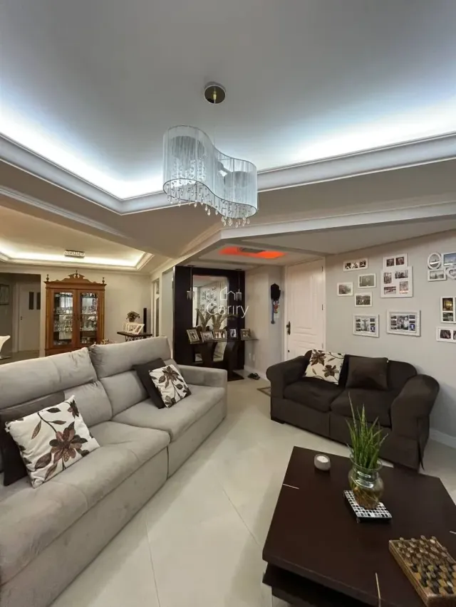 Apartamento com 3 dormitórios, foto 2