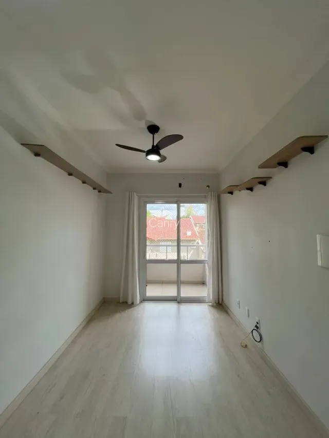 Apartamento com 2 dormitórios, foto 3