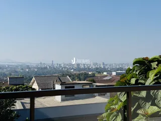 Vista da paisagem urbana de Lajeado a partir de um terraço.