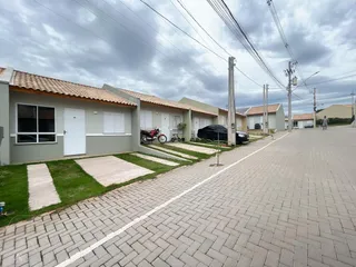 Casa geminada com 2 dormitórios, foto 3