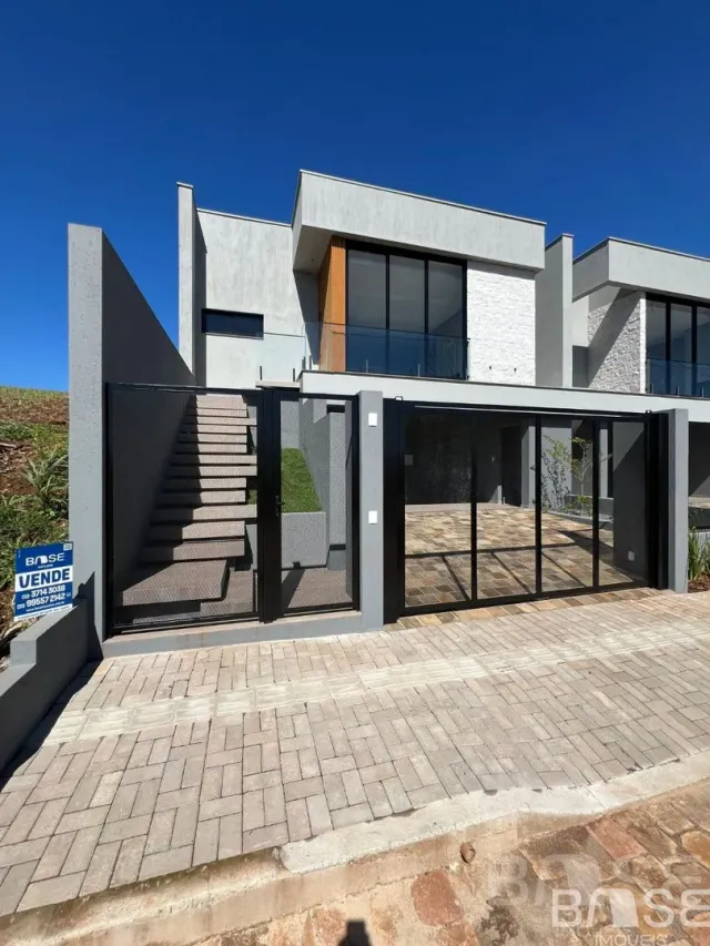 Casa com 3 dormitórios