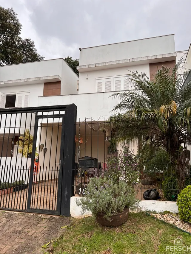 Sobrado com 2 dormitórios