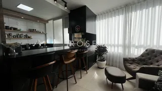 Apartamento com 2 dormitórios, foto 2