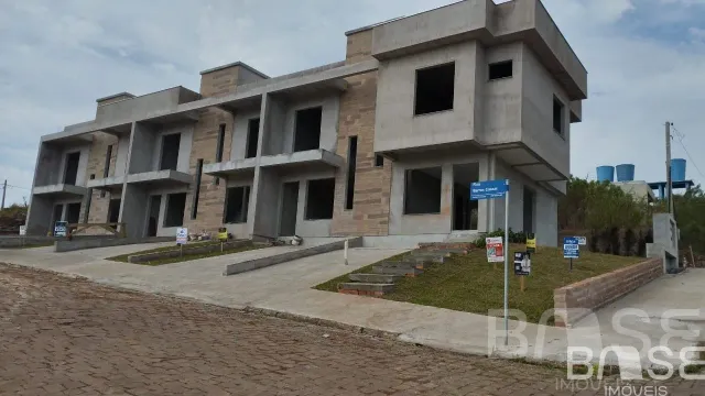 Sobrado com 3 dormitórios