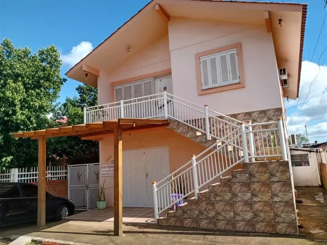 Casa com 4 dormitórios