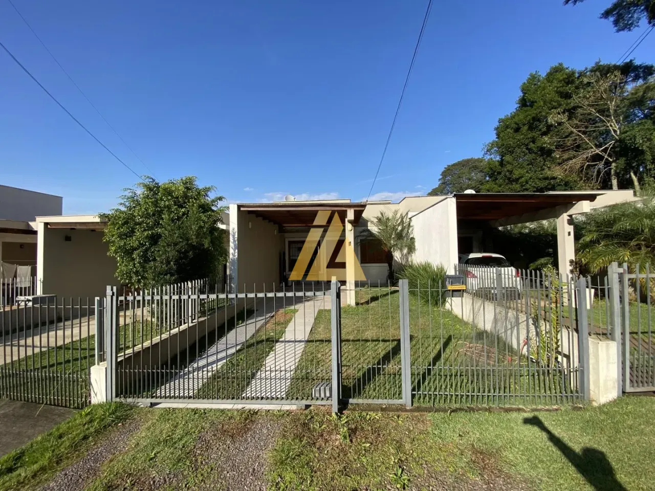 Casa geminada com 2 dormitórios, foto 1