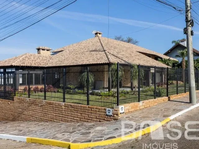 Casa com 4 dormitórios, foto 2