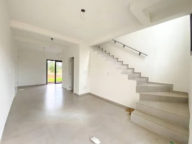 Sobrado com 2 dormitórios