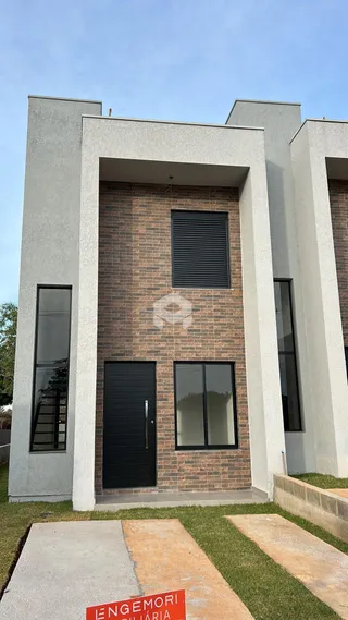Fachada de uma residência em Lajeado, Brasil.